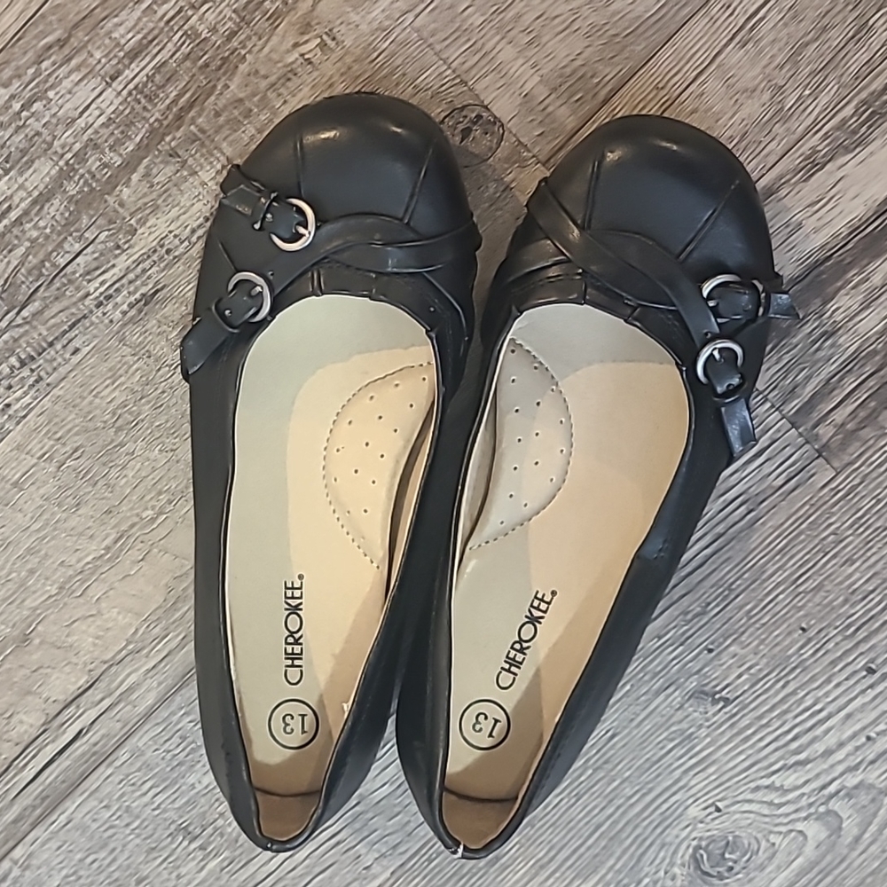 Girl's Cherokee flats size 13